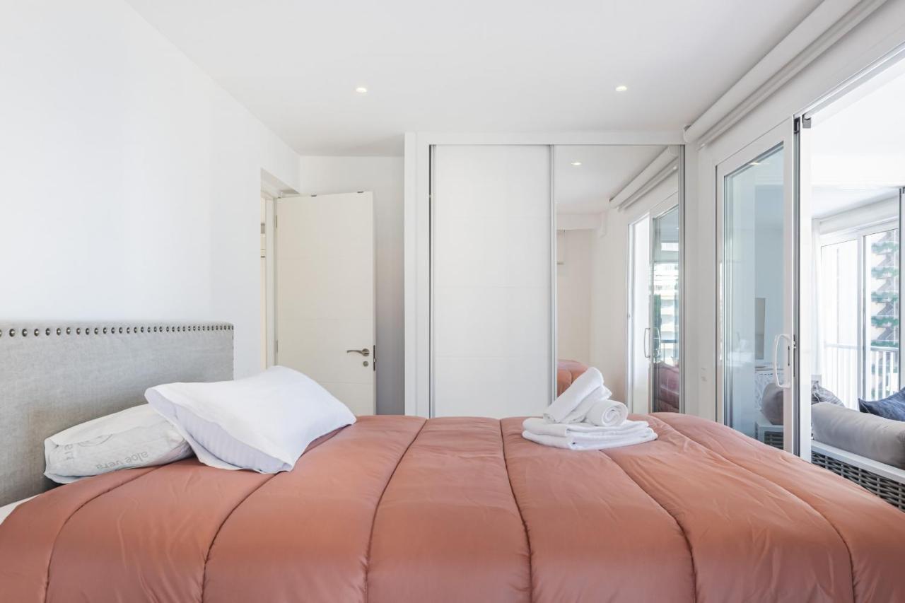 Halcon Deluxe 5-A Apartment Benidorm Bagian luar foto