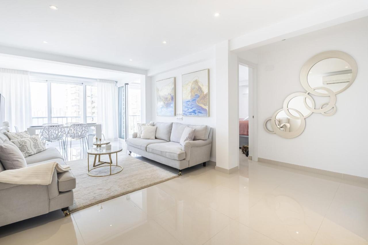 Halcon Deluxe 5-A Apartment Benidorm Bagian luar foto