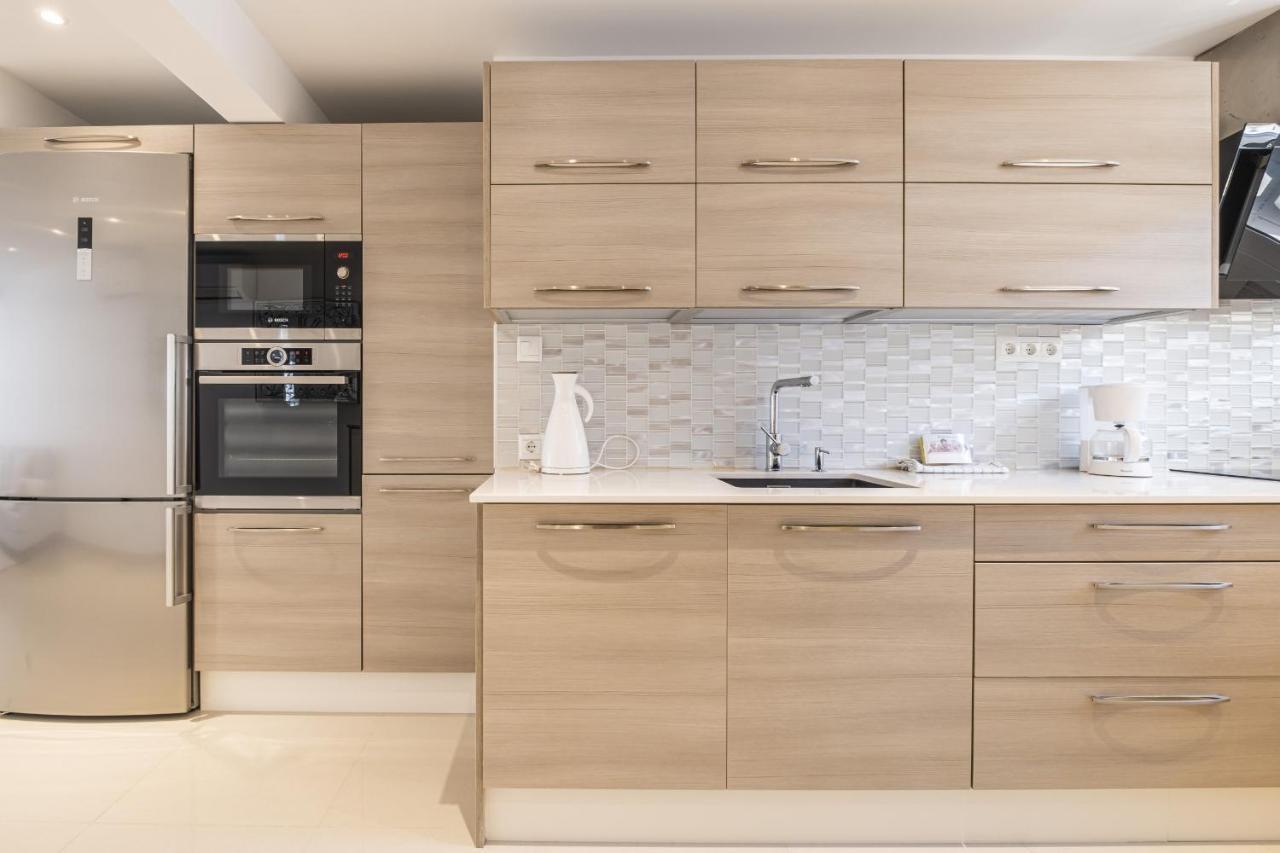Halcon Deluxe 5-A Apartment Benidorm Bagian luar foto