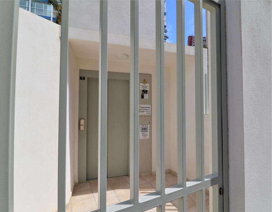 Halcon Deluxe 5-A Apartment Benidorm Bagian luar foto